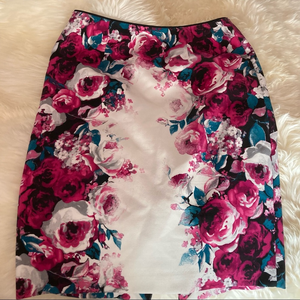 White House black market floral skirt